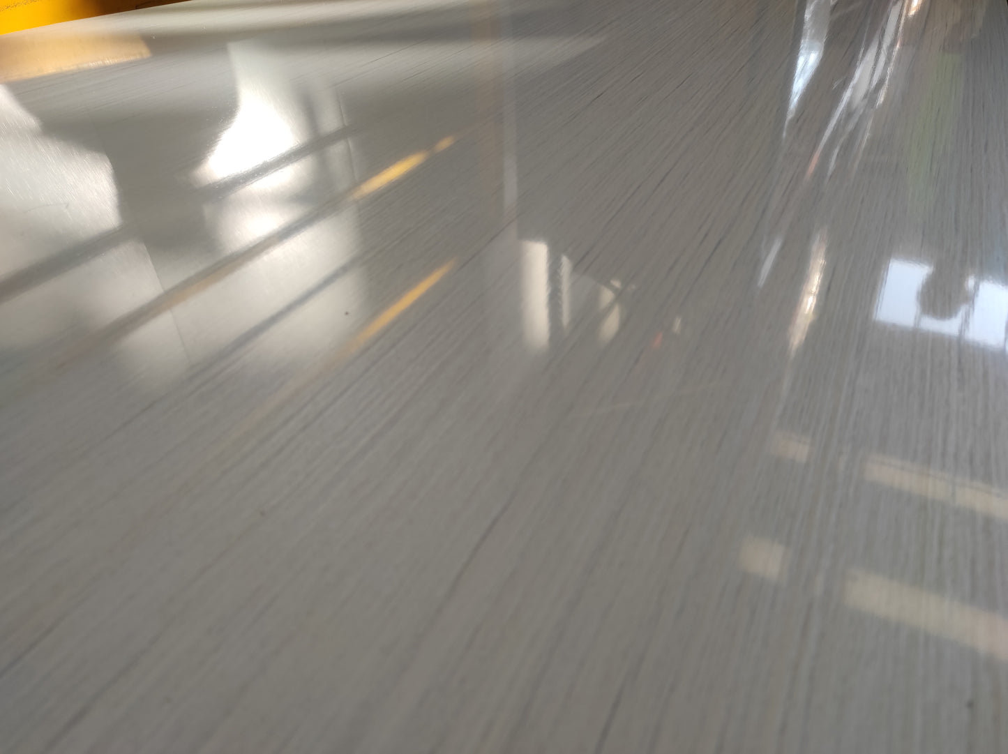 Pannello GLOS Misure pannello 2800 x 1220 x 3mm, 3,416 m², da interni (su pallet a perdere)