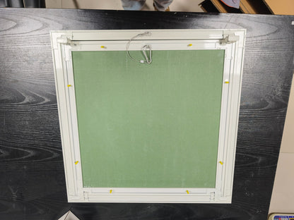 EA4040ALUWH  Formato 400x400 mm botola d’ispezione con telaio in alluminio e guarnizione, con sportello in cartongesso