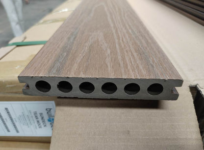 Listoni Decking Sundeck WPC bicolore Rovere-Grigio chiaro, lunghezza 2200 x 138 mm, 5 pezzi, 1.54 m², da esterni (su pallet a perdere)