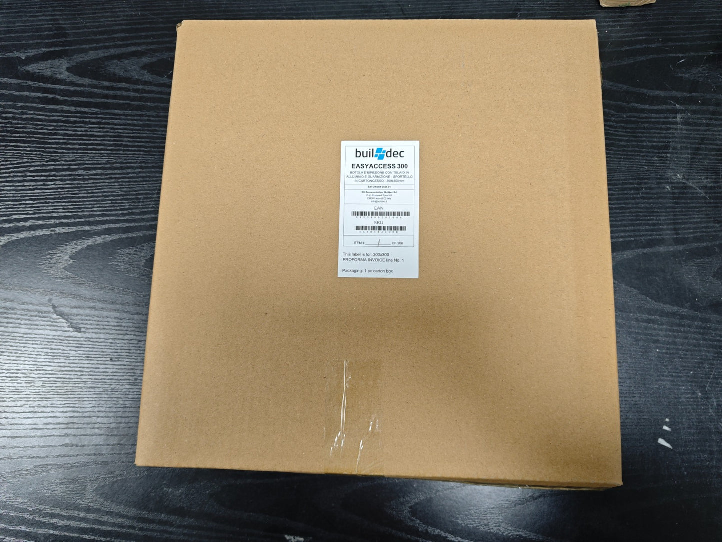 EA5050ALUWH Formato 500x500 mm botola d’ispezione con telaio in alluminio e guarnizione, con sportello in cartongesso