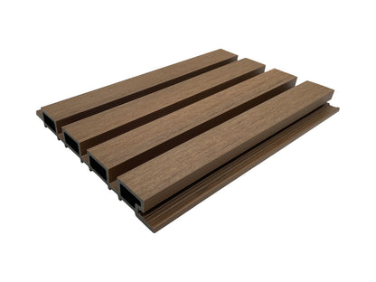 Rivestimento murale composito in WPC AIRSHIELD con finitura legno spazzolato, misure 2800 x 219 x 26 mm, 3,36 m² , 2 scatole, 6 pezzi, per esterni (su pallet a perdere)